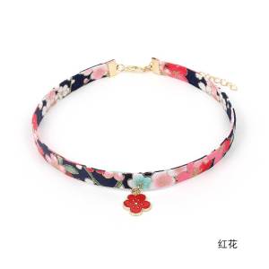 Floral Printed Flower Pendant Choker