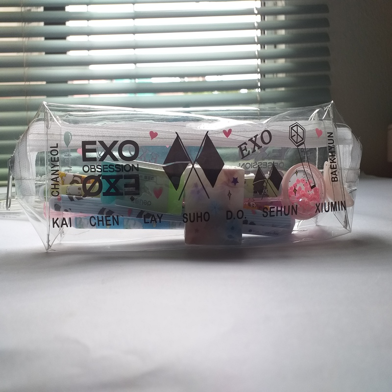 EXO Transparent Pencil Case 1