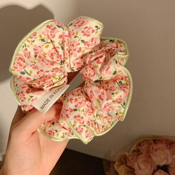 Daisy Scrunchies Green