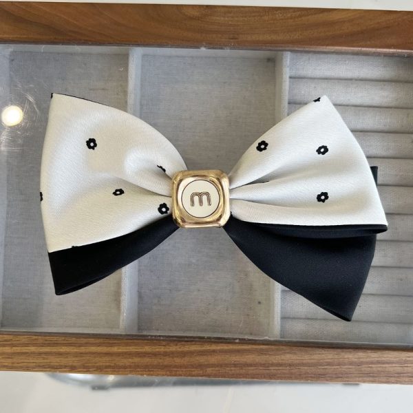 Super Black and White Bow Main