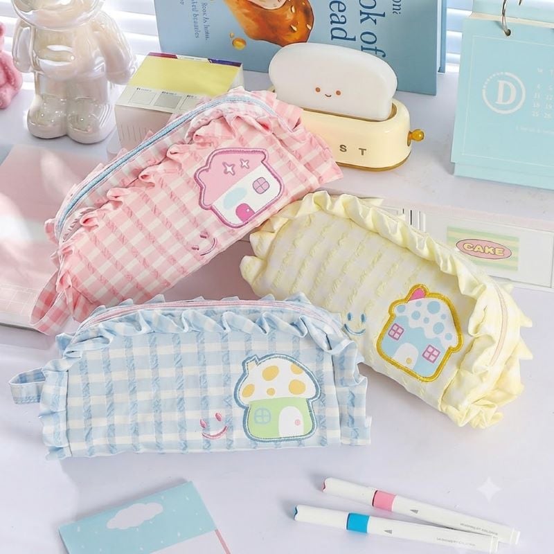 Cute Lucky House Large-Capacity Pencil Bag