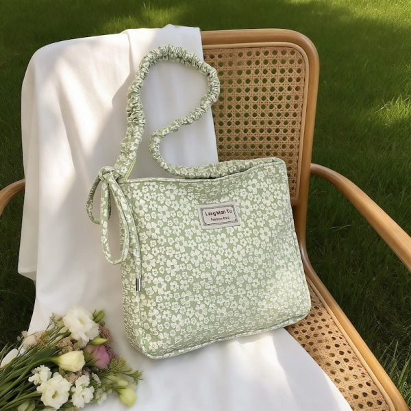 Large Capacity Floral Bucket Bag